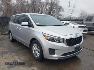 2017 Kia Sedona L with VIN KNDMA5C17H6271663, listed as a IAAI auction lot 41492437 with 338,875 mi miles. Bid and sale history available at carsss.com. Image 1.