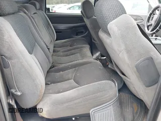 2004 Chevrolet Avalanche Z71 with VIN 3GNEK12T24G147409, listed as a IAAI auction lot 41843423 with 265,742 mi miles. Bid and sale history available at carsss.com. Image 8.
