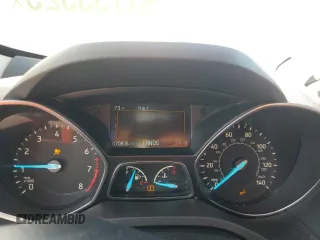 2019 Ford Escape Titanium с VIN 1FMCU9J91KUA35320, выставлен на аукционе Copart как лот 57755525 с пробегом 70 838 миль миль и На запчасти • Non repairable. История ставок и продаж доступна на DreamBid. Изображение 9.