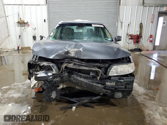 2008 Volvo S60 2.5T with VIN YV1RH592382701627, listed as a Copart auction lot 43521655 with 0 mi miles and Salvage Title. Bid and sale history available at carsss.com. Image 5.