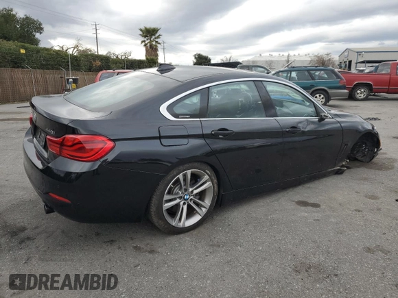 2019 BMW 4 Series 440i xDrive with VIN WBA4J7C5XKBM76520, listed as a Copart auction lot 43834195 with 19,335 mi miles and Salvage Title. Bid and sale history available at carsss.com. Image 3.