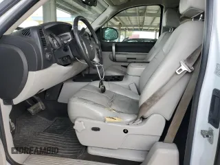 2007 Chevrolet Silverado 1500 LT w/2LT with VIN 2GCEC19J371696379, listed as a Copart auction lot 52179975 with 248,235 mi miles and Clean Title. Bid and sale history available at carsss.com. Image 7.