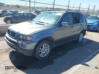 2004 BMW X5 3.0i z VIN 5UXFA13594LU24879, wystawiony jako IAAI lot #42256733 z przebiegiem 196 127 mil mil oraz . Historia ofert i sprzedaży dostępna na DreamBid. Obrazek 2.