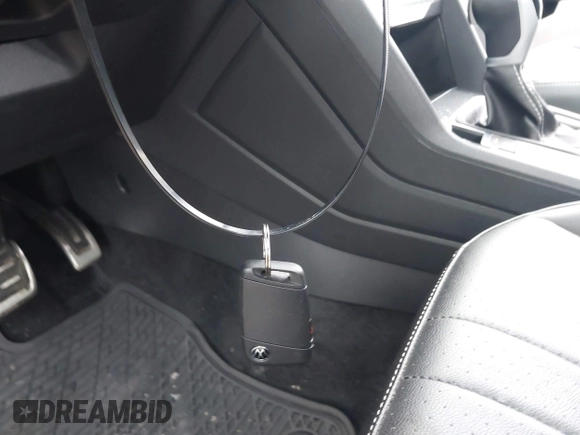 2024 Volkswagen Tiguan SE R-Line Black с VIN 3VV8B7AX4RM136788, выставлен на аукционе IAAI как лот 42246926 с пробегом 5 342 миль миль и . История ставок и продаж доступна на DreamBid. Изображение 11.