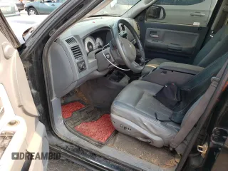 2005 Dodge Dakota Laramie with VIN 1D7HW58N65S161629, listed as a Copart auction lot 66570164 with 205,984 mi miles and Salvage Title. Bid and sale history available at carsss.com. Image 8.