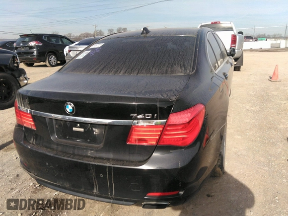 2011 BMW 7 Series 740i with VIN WBAKA4C55BC612634, listed as a IAAI auction lot 35404385 with 156,003 mi miles. Bid and sale history available at carsss.com. Image 4.