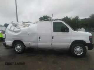 2008 Ford Econoline Cargo Commercial с VIN 1FTNE24W98DA82459, выставлен на аукционе IAAI как лот 37243283 с пробегом 263 214 миль миль и . История ставок и продаж доступна на DreamBid. Изображение 14.