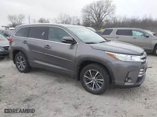 2017 Toyota Highlander XLE with VIN 5TDJZRFH6HS439157, listed as a IAAI auction lot 41005692 with 50,841 mi miles. Bid and sale history available at carsss.com. Image 1.