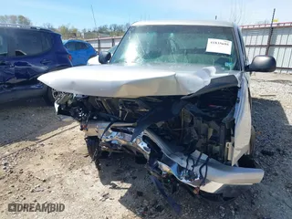 2006 Chevrolet Silverado 1500 LT1 with VIN 2GCEK19V761113414, listed as a IAAI auction lot 41835695 with 1 mi miles. Bid and sale history available at carsss.com. Image 6.