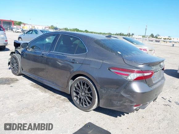 2019 Toyota Camry XSE with VIN 4T1B61HK3KU770042, listed as a IAAI auction lot 41840898 with 101,957 mi miles. Bid and sale history available at carsss.com. Image 3.