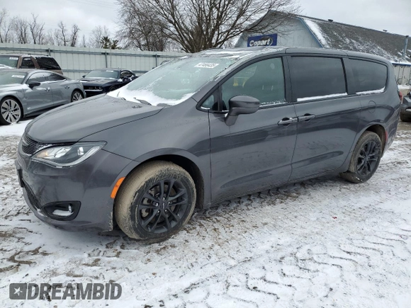 2020 Chrysler Pacifica Launch Edition z VIN 2C4RC3BGXLR278232, wystawiony jako Copart lot #47466435 z przebiegiem 69 648 mil mil oraz Tytuł czysty. Historia ofert i sprzedaży dostępna na DreamBid. Obrazek 1.