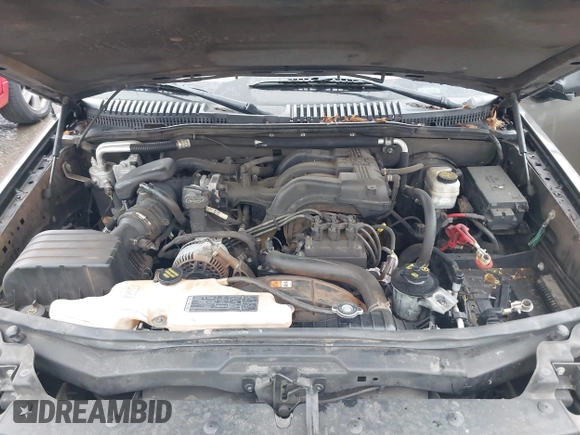 2008 Ford Explorer XLT with VIN 1FMEU73E08UA03586, listed as a IAAI auction lot 41872966 with 145,411 mi miles and . Bid and sale history available at DreamBid. Image 10.