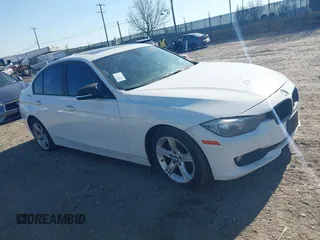 2014 BMW 3 Series 320i xDrive with VIN WBA3C3G58ENS68096, listed as a IAAI auction lot 41775675 with 1 mi miles. Bid and sale history available at carsss.com. Image 1.