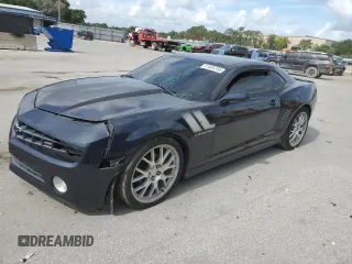 2013 Chevrolet Camaro LT z VIN 2G1FC1E35D9176251, wystawiony jako Copart lot #61605755 z przebiegiem 190 975 mil mil oraz Czysty tytuł • Clean title. Historia ofert i sprzedaży dostępna na DreamBid. Obrazek 1.