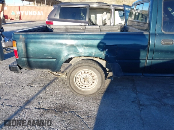 1994 Toyota Pickup with VIN JT4RN81A2R5194383, listed as a IAAI auction lot 41587661 with 262,153 mi miles and . Bid and sale history available at DreamBid. Image 6.