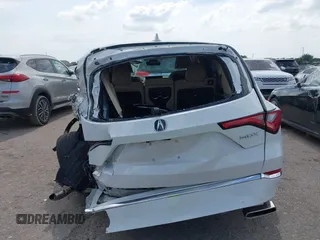 2024 Acura MDX with VIN 5J8YD9H34RL005841, listed as a IAAI auction lot 42474191 with 6,156 mi miles and . Bid and sale history available at DreamBid. Image 17.