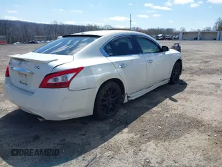 2011 Nissan Maxima S with VIN 1N4AA5AP7BC863931, listed as a IAAI auction lot 41930873 with 154,704 mi miles and . Bid and sale history available at DreamBid. Image 4.