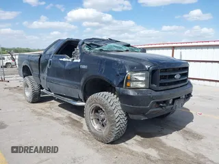 2002 Ford F-250 XL z VIN 1FTNX21S62ED16831, wystawiony jako IAAI lot #42274774 z przebiegiem 148 894 mil mil oraz . Historia ofert i sprzedaży dostępna na DreamBid. Obrazek 1.