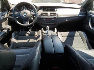 2013 BMW X6 xDrive50i with VIN 5UXFG8C57DL591913, listed as a Copart auction lot 64907674 with 113,611 mi miles and Salvage Title. Bid and sale history available at carsss.com. Image 8.