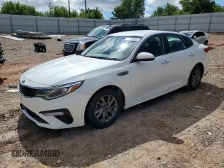 2020 Kia Optima LX z VIN 5XXGT4L34LG439837, wystawiony jako Copart lot #56409645 z przebiegiem 119 656 mil mil oraz Szkoda całkowita • Salvage title. Historia ofert i sprzedaży dostępna na DreamBid. Obrazek 1.
