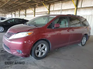 2017 Toyota Sienna LE Auto Access Seat with VIN 5TDKZ3DCXHS806585, listed as a Copart auction lot 50277635 with 162,936 mi miles and Salvage Title. Bid and sale history available at carsss.com. Image 1.