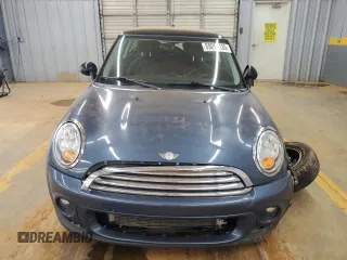 2011 MINI Hardtop with VIN WMWSU3C54BT184251, listed as a Copart auction lot 59298135 with 123,864 mi miles and Salvage title. Bid and sale history available at DreamBid. Image 5.