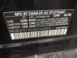 2009 Mercedes-Benz E 350 Luxury with VIN WDBUF87X69B366093, listed as a IAAI auction lot 41961373 with Not provided miles and . Bid and sale history available at DreamBid. Image 9.