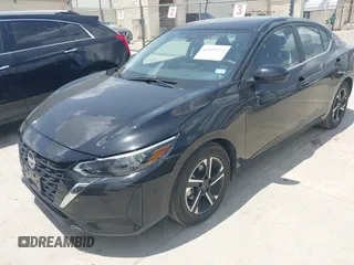 2025 Nissan Sentra SV z VIN 3N1AB8CV7SY292715, wystawiony jako IAAI lot #42441271 z przebiegiem 5 623 mil mil oraz . Historia ofert i sprzedaży dostępna na DreamBid. Obrazek 2.