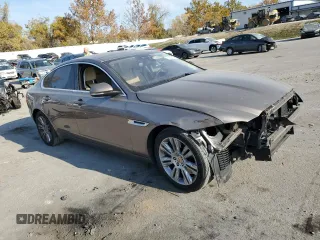 2017 Jaguar XF 35t Prestige with VIN SAJBK4BV0HCY26717, listed as a Copart auction lot 77885124 with 72,134 mi miles and Salvage Title. Bid and sale history available at carsss.com. Image 4.