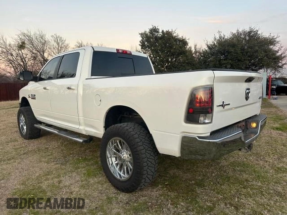 2015 Ram 2500 Outdoorsman with VIN 3C6UR5DL9FG697382, listed as a Copart auction lot 89020565 with 268,085 mi miles and Clean Title. Bid and sale history available at carsss.com. Image 3.