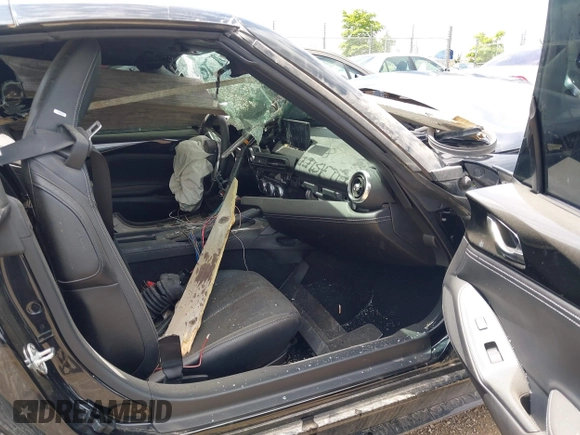 2024 Mazda MX-5 Miata Grand Touring z VIN JM1NDAM72R0607960, wystawiony jako IAAI lot #42380377 z przebiegiem Nie podano mil oraz . Historia ofert i sprzedaży dostępna na DreamBid. Obrazek 5.