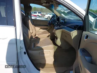 2010 Honda Odyssey EX-L with VIN 5FNRL3H72AB097626, listed as a IAAI auction lot 41971185 with 185,048 mi miles. Bid and sale history available at carsss.com. Image 5.