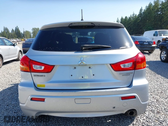 2012 Mitsubishi Outlander SE with VIN JA4AR4AU9CZ006957, listed as a IAAI auction lot 42414611 with 188,439 mi miles and . Bid and sale history available at DreamBid. Image 17.