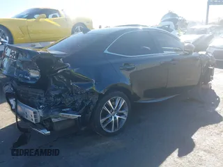 2019 Lexus IS with VIN JTHBA1D23K5099666, listed as a IAAI auction lot 40810912 with 33,730 mi miles. Bid and sale history available at carsss.com. Image 4.