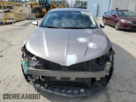 2015 Lincoln MKZ with VIN 3LN6L2JK8FR627515, listed as a Copart auction lot 52790875 with 80,810 mi miles and Salvage title. Bid and sale history available at DreamBid. Image 5.