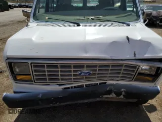1989 Ford Econoline Cargo with VIN 1FTEE14Y2KHC41026, listed as a Copart auction lot 49440055 with 54,481 mi miles and Salvage Title. Bid and sale history available at DreamBid. Image 11.
