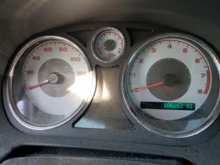 2008 Pontiac G5 z VIN 1G2AL18F487143163, wystawiony jako Copart lot #73849794 z przebiegiem 106 083 mil mil oraz Szkoda całkowita • Salvage title. Historia ofert i sprzedaży dostępna na DreamBid. Obrazek 9.