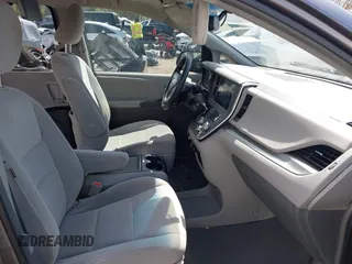 2015 Toyota Sienna LE AAS with VIN 5TDKK3DC5FS575077, listed as a IAAI auction lot 41941483 with 134,265 mi miles. Bid and sale history available at carsss.com. Image 5.