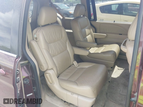 2007 Honda Odyssey EX-L with VIN 5FNRL387X7B421270, listed as a IAAI auction lot 42103457 with 250,980 mi miles. Bid and sale history available at carsss.com. Image 8.
