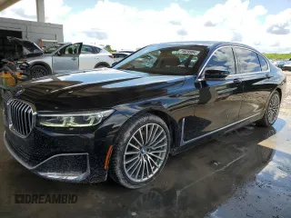 2021 BMW 7 Series 740i with VIN WBA7T2C03MCF65523, listed as a Copart auction lot 71629964 with 30,729 mi miles and Clean Title. Bid and sale history available at carsss.com. Image 1.