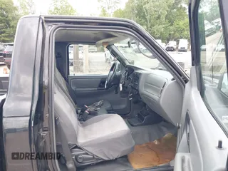2011 Ford Ranger XL с VIN 1FTKR1AD2BPA86945, выставлен на аукционе IAAI как лот 42711185 с пробегом 118 098 миль миль и . История ставок и продаж доступна на DreamBid. Изображение 5.