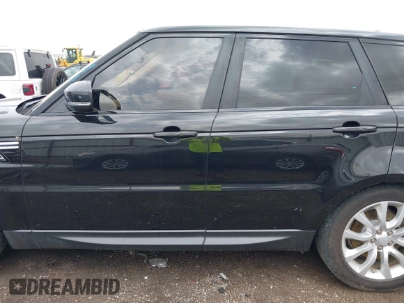 2016 Land Rover Range Rover Sport V6 Diesel HSE with VIN SALWR2KFXGA583834, listed as a IAAI auction lot 41882049 with 123,235 mi miles. Bid and sale history available at carsss.com. Image 15.