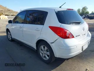 2009 Nissan Versa 1.8 SL with VIN 3N1BC13E19L389134, listed as a IAAI auction lot 41620431 with 190,884 mi miles. Bid and sale history available at carsss.com. Image 3.