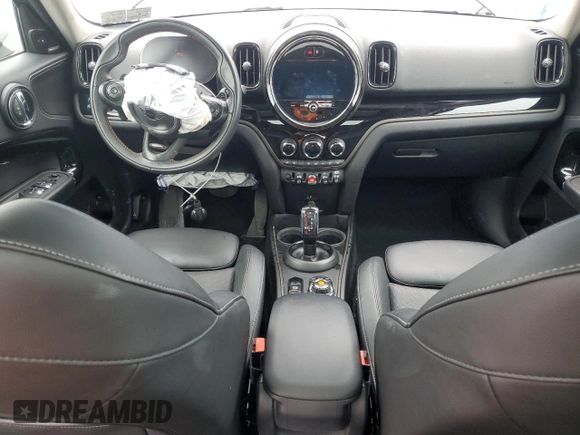 2021 MINI Countryman Cooper S with VIN WMZ83BR00M3M83132, listed as a Copart auction lot 44843135 with 34,835 mi miles and Salvage title. Bid and sale history available at DreamBid. Image 8.