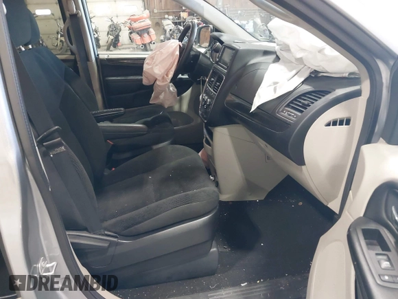 2019 Dodge Grand Caravan SE with VIN 2C4RDGBG3KR571537, listed as a IAAI auction lot 42036875 with 95,190 mi miles and . Bid and sale history available at DreamBid. Image 5.