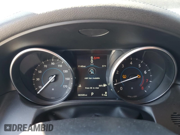 2017 Jaguar XF 35t Premium z VIN SAJBD4BV1HCY38563, wystawiony jako Copart lot #85633734 z przebiegiem 83 585 mil mil oraz Szkoda całkowita • Salvage title. Historia ofert i sprzedaży dostępna na DreamBid. Obrazek 9.