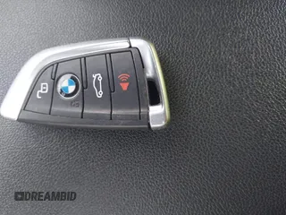 2019 BMW 3 Series 330i xDrive with VIN WBA5R7C50KAE82705, listed as a IAAI auction lot 41233898 with 69,505 mi miles. Bid and sale history available at carsss.com. Image 11.