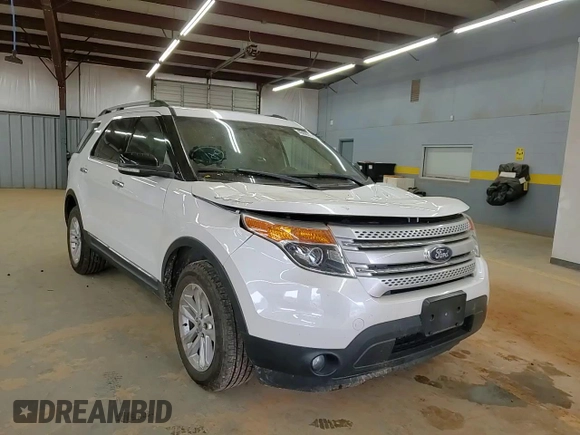 2011 Ford Explorer XLT with VIN 1FMHK8D85BGA68070, listed as a Copart auction lot 49883715 with 141,654 mi miles and Salvage Title. Bid and sale history available at carsss.com. Image 12.
