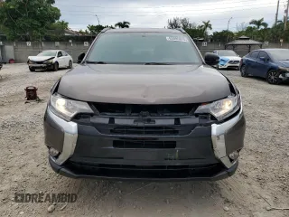2018 Mitsubishi Outlander SE with VIN JA4AD3A38JZ034634, listed as a Copart auction lot 63086875 with 93,832 mi miles and Salvage title. Bid and sale history available at DreamBid. Image 5.