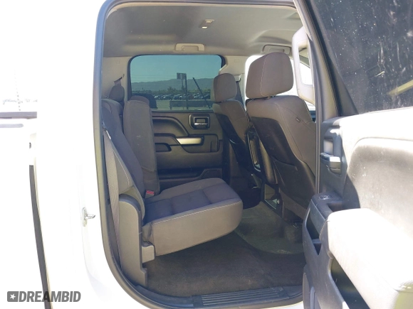 2015 Chevrolet Silverado 1500 LT with VIN 3GCUKREH3FG383502, listed as a IAAI auction lot 41946198 with 170,933 mi miles. Bid and sale history available at carsss.com. Image 8.